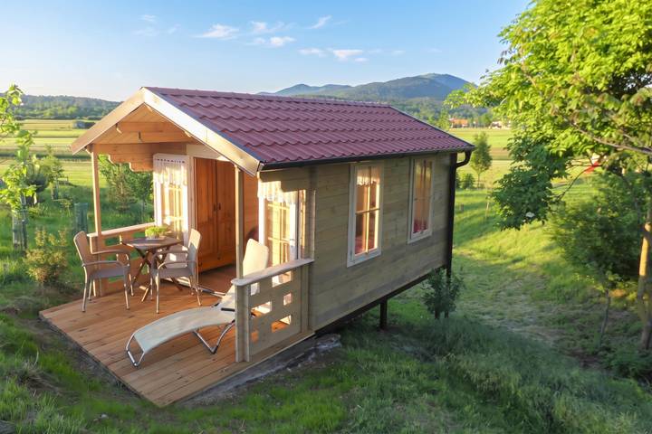 Pivka Glamping Hut in Innerkrain-Karst