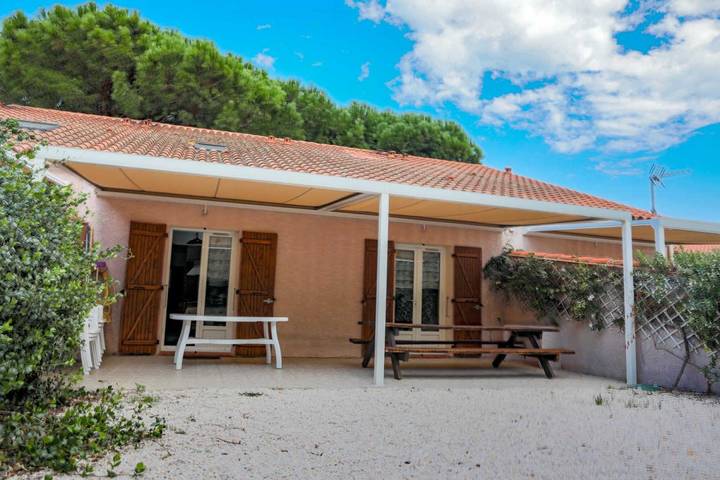Maison de vacances pour 8 personnes, avec Terrasse et Jardin ainsi que Piscine et Sauna à Elne