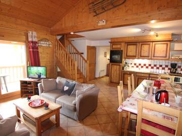 Gîte pour 8 personnes, avec balcon et piscine à Villard-sur-Doron