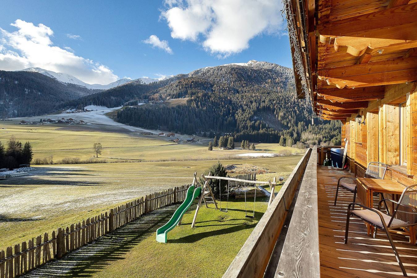 Appartamento intero, Appartamento "Burgerhof Dolomiten" con vista montagna, terrazza comune e Wi-Fi in Monti del Villgraten, Valle di Casies