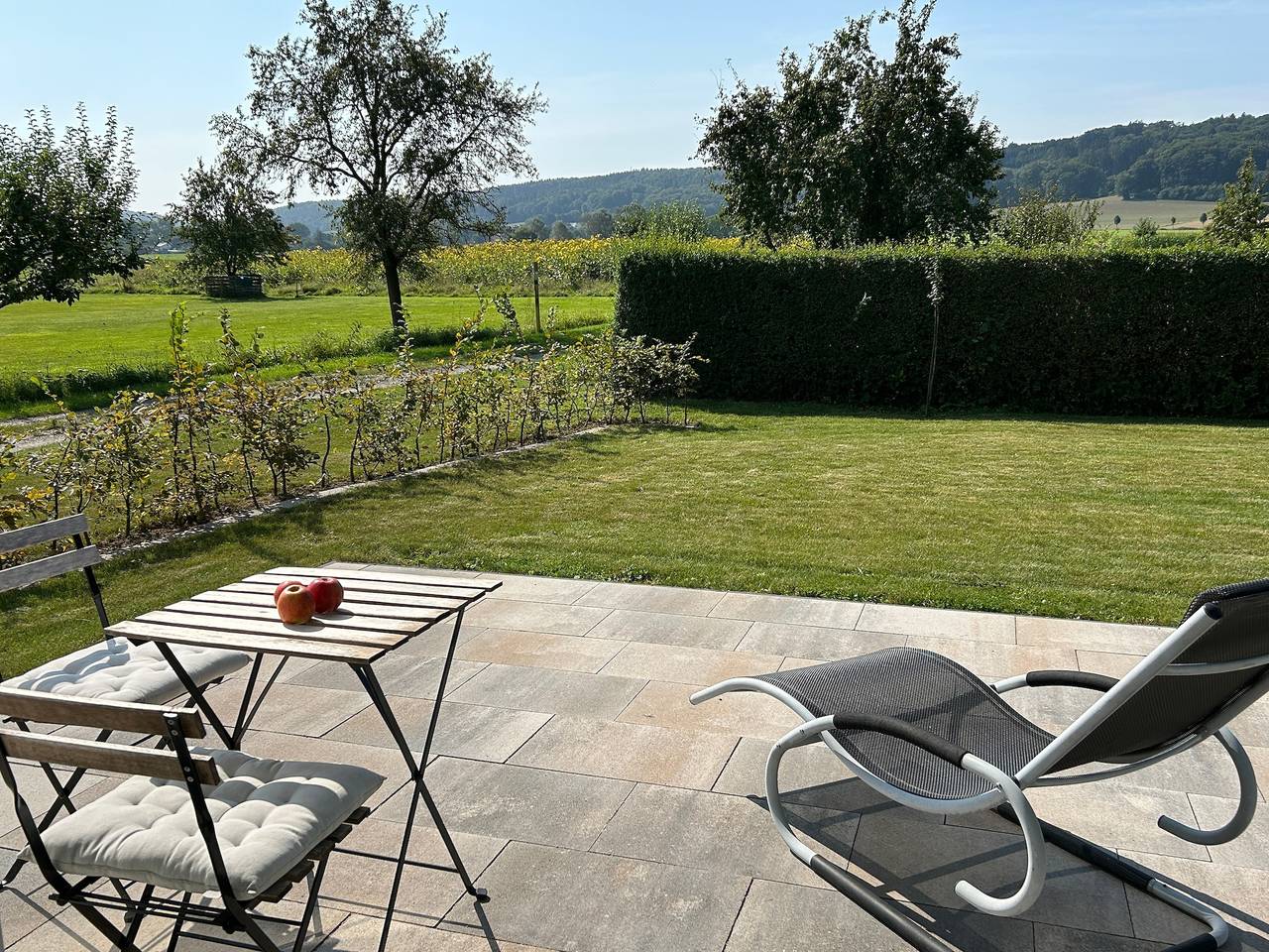Ganze Wohnung, Ferienwohnung 'Auszeit am Wiehengebirge' mit Bergblick, privater Terrasse und Wlan in Bad Essen, Wiehengebirge