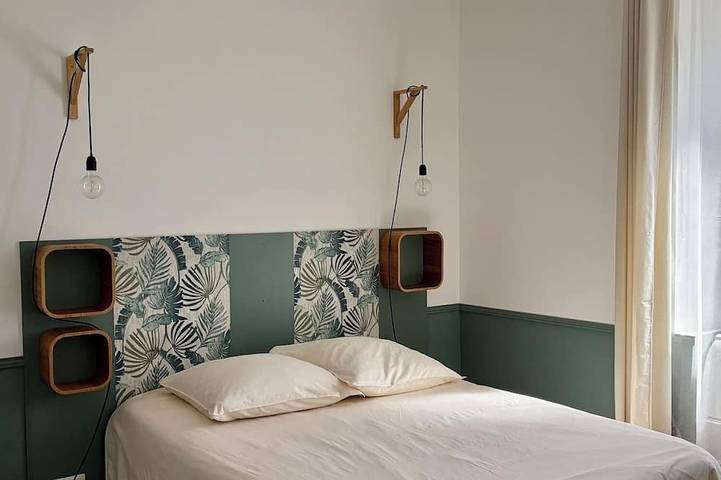 Gîte pour 4 personnes, avec piscine et terrasse à Vallon-Pont-d'Arc - 2