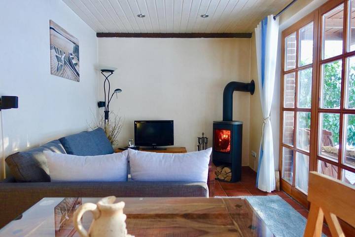 Ferienwohnung für 2 Personen, mit Terrasse und Garten sowie Ausblick und Seeblick in Klingberg - 4