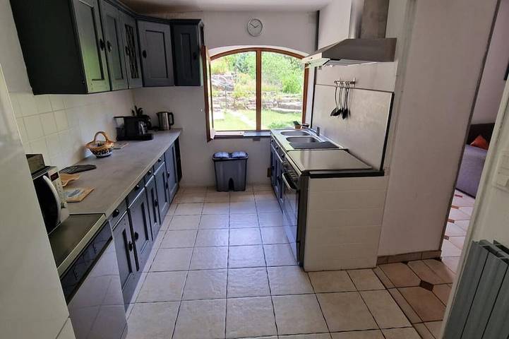 Location de vacances pour 8 personnes, avec jardin à L'Estréchure - 3