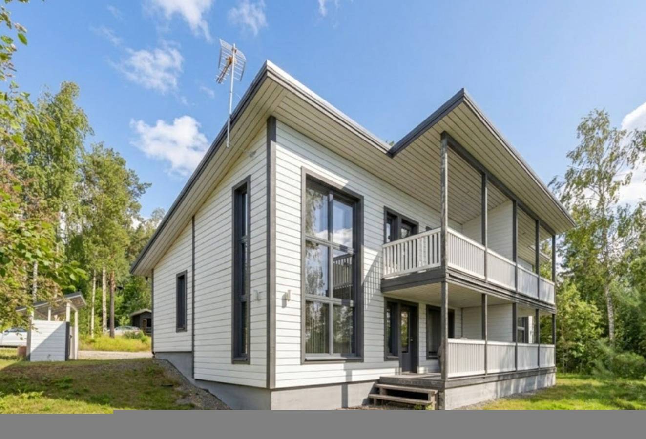 Peaceful 2Br Getaway Cabin at the Top of Riihivuori in Muurame, Mittelfinnland