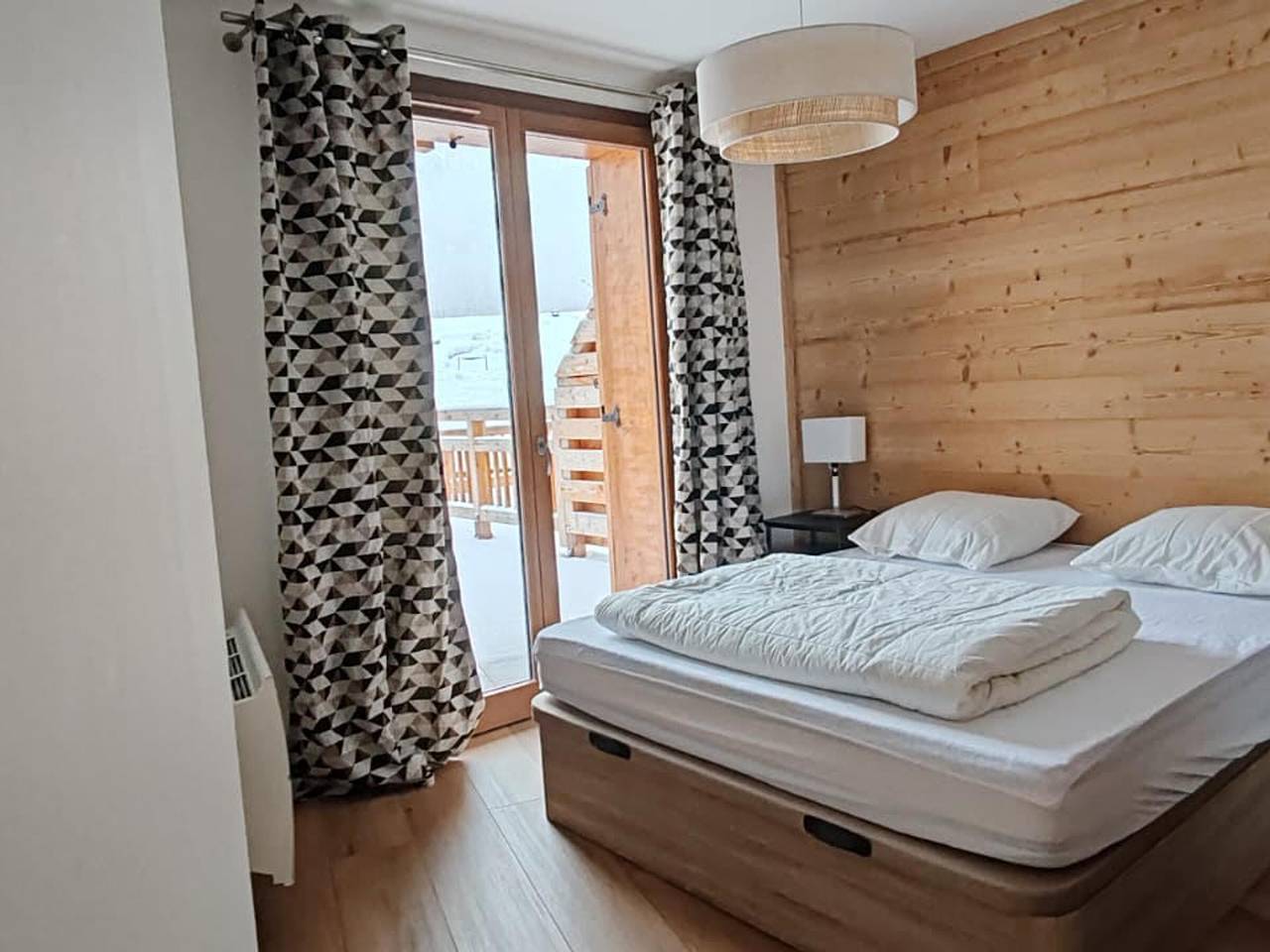 Appartement entier, Superbe appartement neuf 8 pers, 55m² terrasse sud, proche pistes in Montgenèvre, Région de Briançon