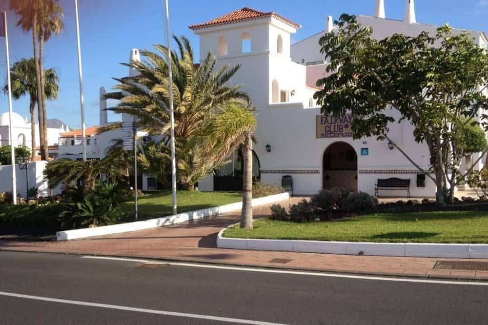 Ganze Wohnung, Fairways Club- Amarilla Golf Resort in Las Adelfas, Amarilla Golf