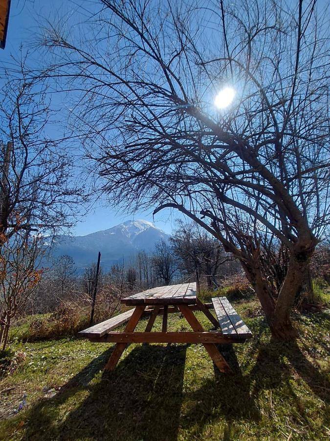 Location de vacances pour 4 personnes, avec jardin ainsi que vue et terrasse, animaux acceptés à Châteauroux-les-Alpes - 2