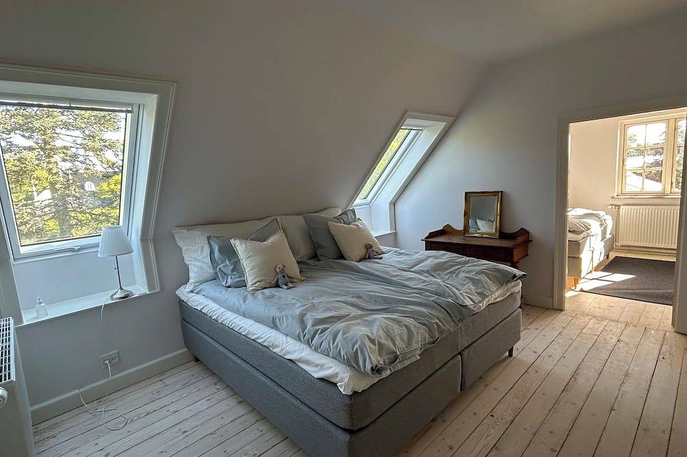 Newly renovated B&B at Tjebberupgaard in rural surroundings, close to everything. in Holbæk, Nord-Ouest de Zélande