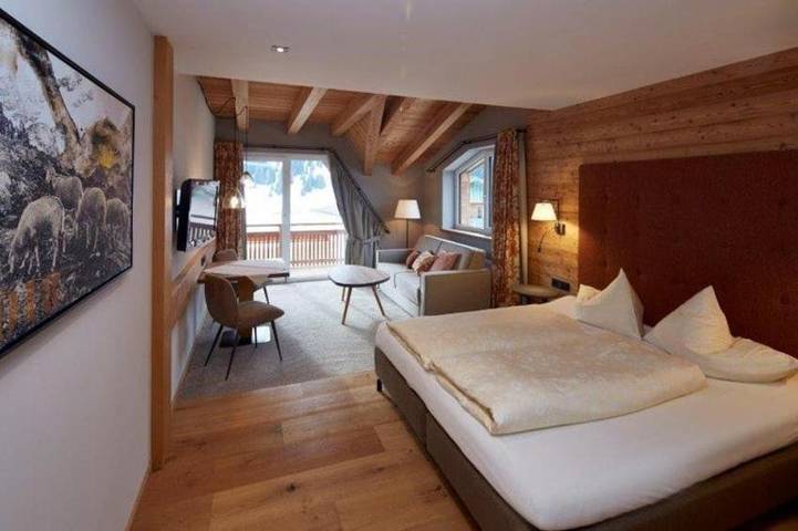 BnB für 3 Personen, mit Terrasse und Garten sowie Sauna und Ausblick in Tannheimer Tal