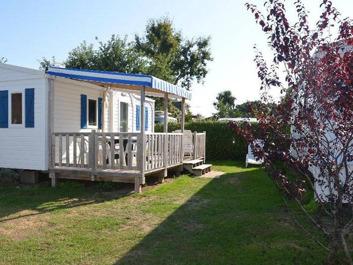 Camping voor 4 personen, with Kinderzwembad and Zwembad as well as Sauna in Fouesnant