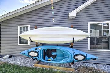 Vacation Home for 8 Guests in Isle La Motte, Lake Champlain, Picture 3