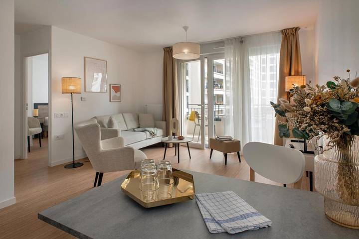 Appart’hôtel pour 2 personnes, avec vue et terrasse ainsi que piscine et sauna, animaux acceptés