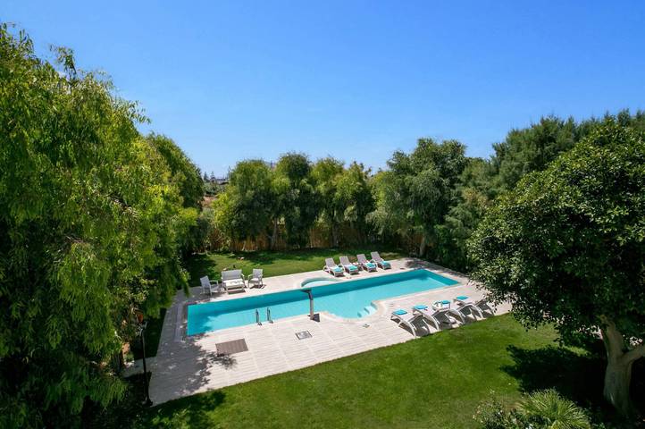 Location de vacances pour 8 personnes, avec jardin dans Gouves - 2