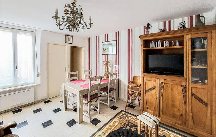 Gemütliche Wohnung bei Péronne mit WiFi & Parkplatz in Péronne, Péronne und Umgebung