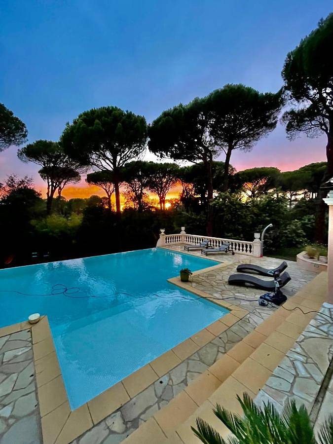 Maison d’hôte pour 2 personnes, avec jardin ainsi que vue et piscine, animaux acceptés à Vidauban - 4