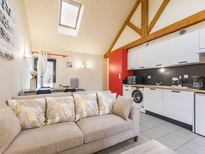 Gîte rural rénové avec terrasse en campagne, accepte animaux in Pannecé, Vallée de la Loire