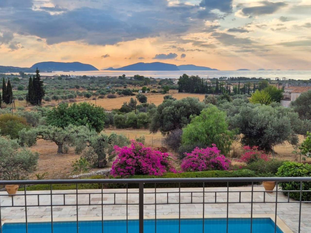 Villa Newlands, Porto Cheli - Meer und Berge. in Kranidi, Argolis