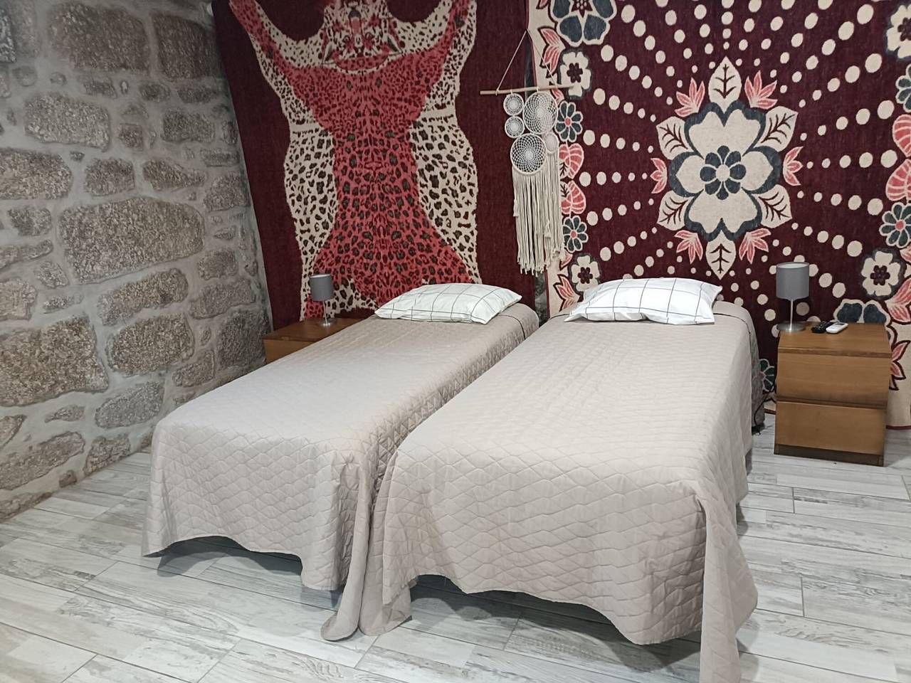 Camera 'Camera 1 - Quinta Do Avô' con Wi-Fi e aria condizionata in Terras de Bouro, Distretto de Braga