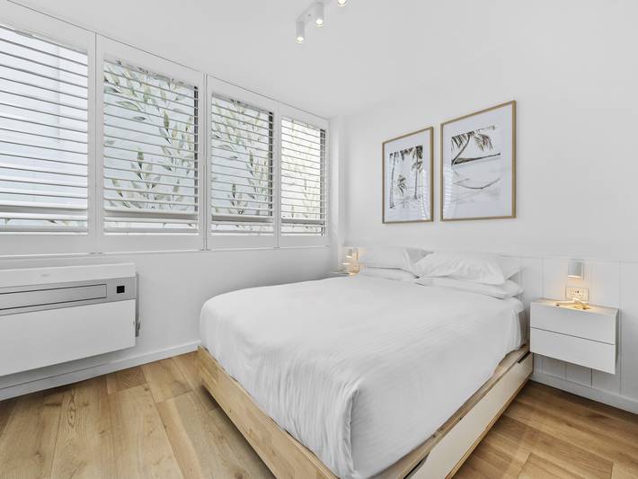 Holiday rental for 2 people, with pool, child-friendly in Sydney