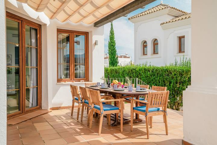 Finca für 14 Personen, mit Garten, kinderfreundlich in Estepona - 2