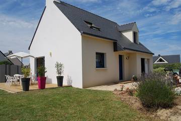 Gîte pour 6 personnes, avec terrasse et jardin à Plounéour-Trez