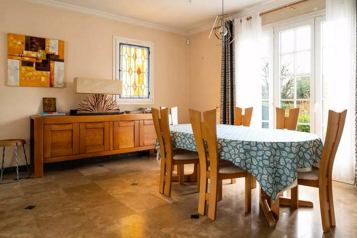 Villa pour 10 personnes, avec jardin dans Île de France - 2