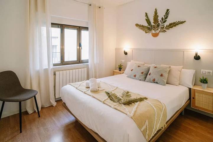 Ganze Wohnung, 5min to Center| Wifi 1Gbps| Hospitals| University in San Bernardo (Salamanca), Salamanca