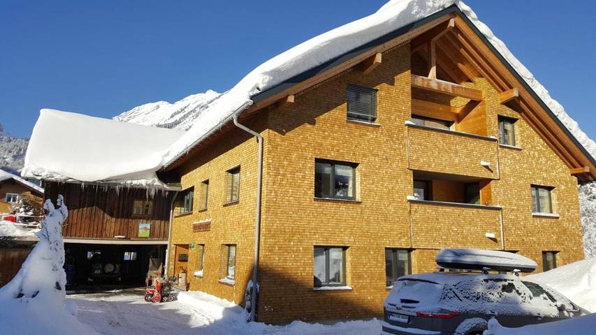 Vakantiewoning voor 4 personen, met Balkon en Uitzicht in Au