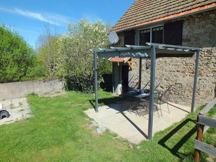 Gîte pour 4 personnes, avec piscine