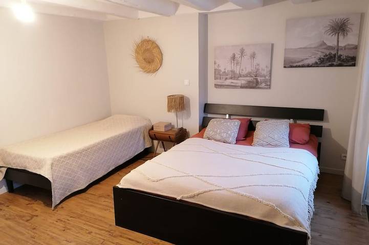 Location de vacances pour 5 personnes, avec jardin à Durtal - 3