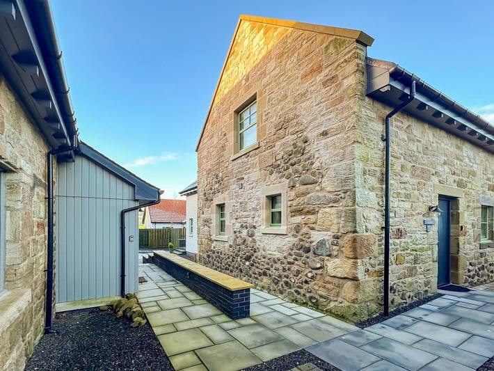 Log cabin for 4 people, with pets in Linlithgow