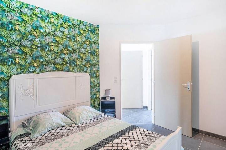 Maison en Provence verte avec piscine individuelle chauffée in Sainte-Anastasie-sur-Issole, Côte méditerranéenne (France)