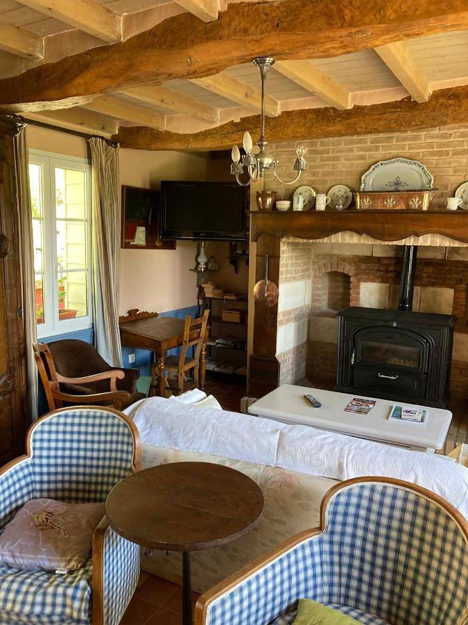 Location de vacances pour 8 personnes, avec vue et jardin, animaux acceptés à Maisnières - 3