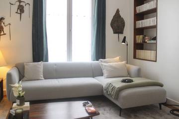 Vacation Rental for 4 Guests in Eiffel Tower, Paris, Picture 1