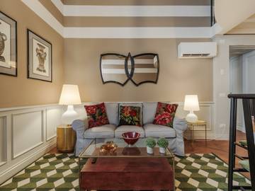 Villa for 4 Guests in Lucca, Lucca Province, Picture 2