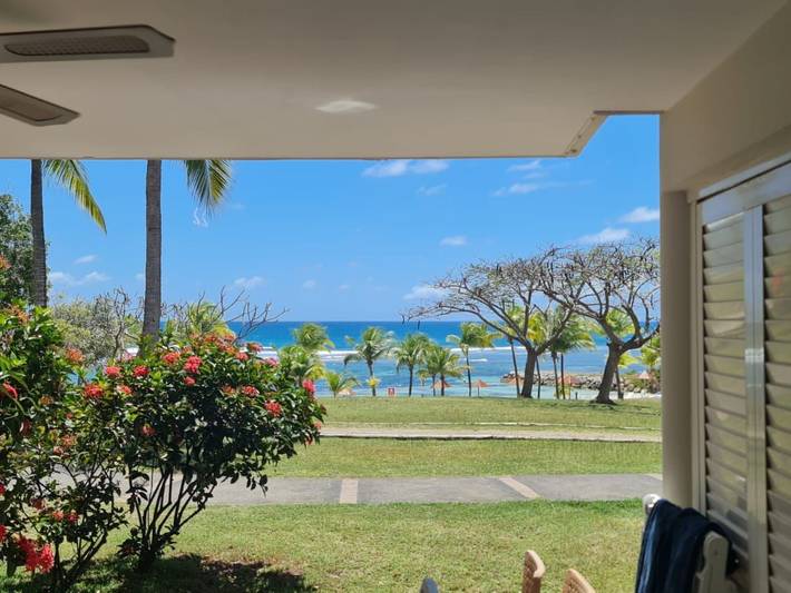 Vacation rental for 2 people, with garden and pool in Guadeloupe (Caribbean)