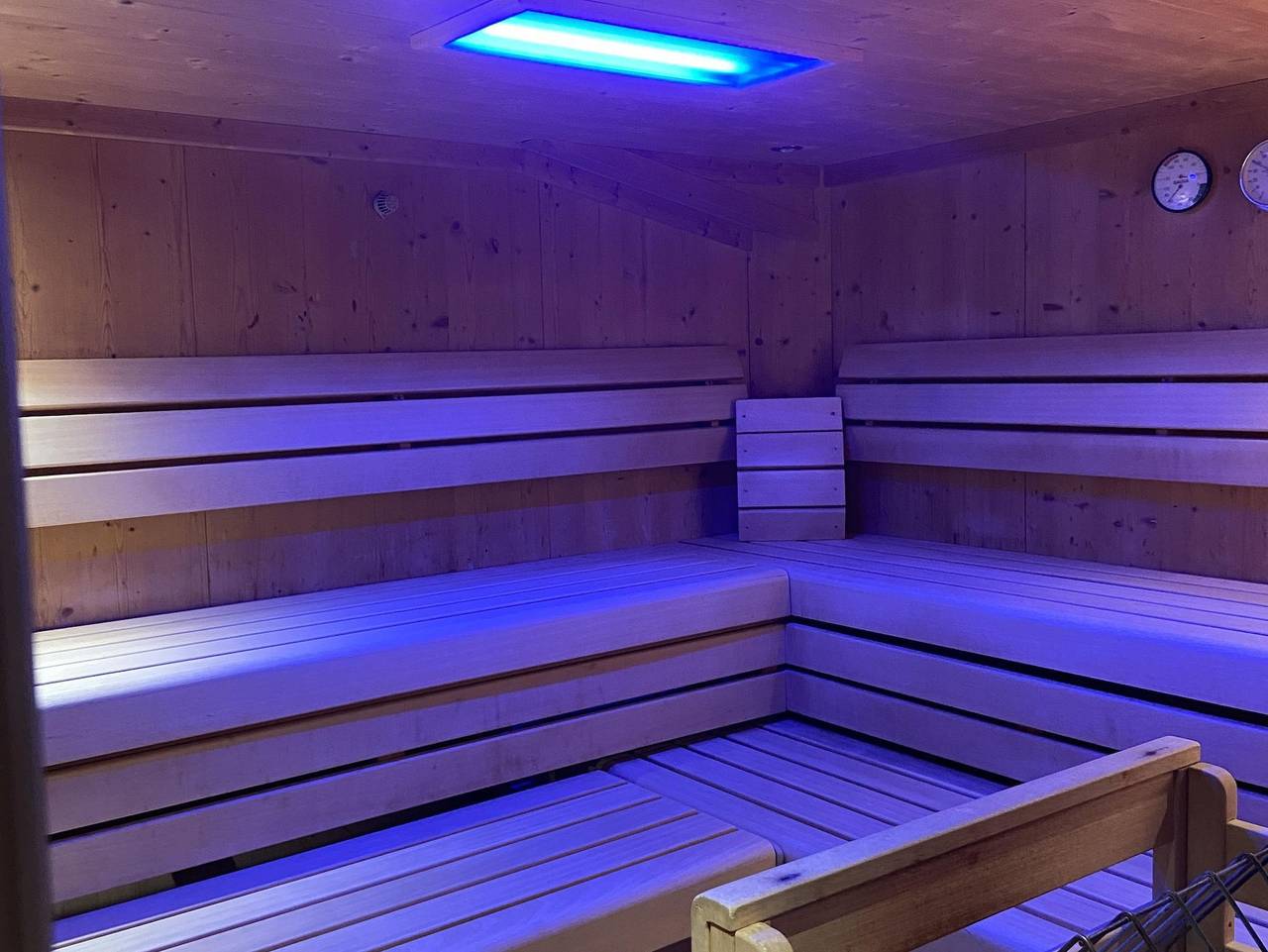 Gasthof zum Mohr'n, Florian Tanner - Doppelzimmer mit Dusche und Wc getrennt in Oberwölz, Westliche Obersteiermark