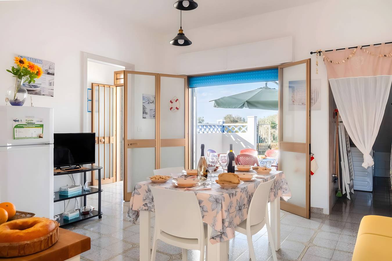 Casa vacacional 'Coastal Harmony Villa' con terraza privada, Wi-Fi y aire acondicionado in Porto Cesareo, Golfo de Tarento