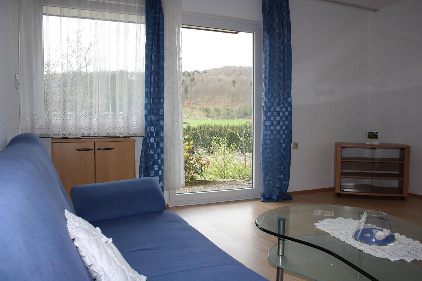 Ganze Ferienwohnung, Schöner Ausblick und ruhiger Lage in Burladingen, Neckar-Alb