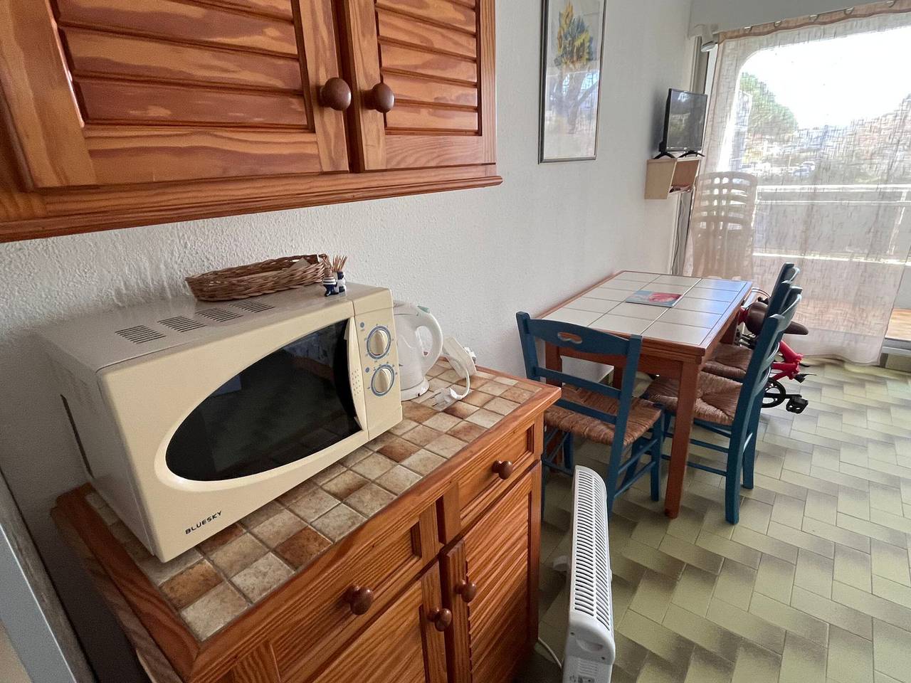 Entire studio, Studio cabin for 4 with parking in La Grande-Motte in La Grande-Motte, Mediterranean Coast (France)