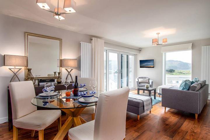 Cottage for 2 people, with terrace in Deganwy