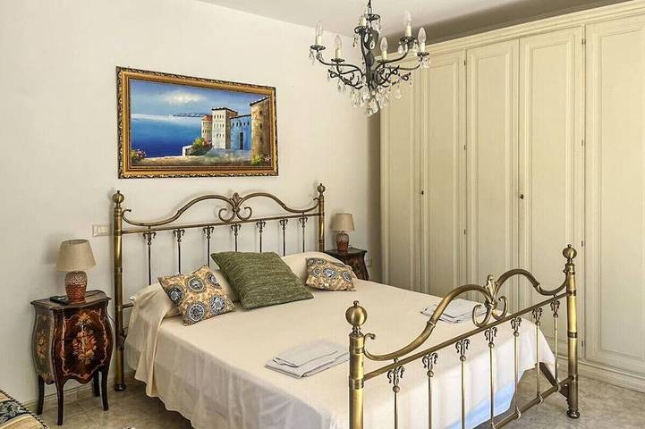 Ganze Wohnung, Hssoverato - Camera Matrimoniale con Bagno Privato Interno in Soverato, Catanzaro Provinz