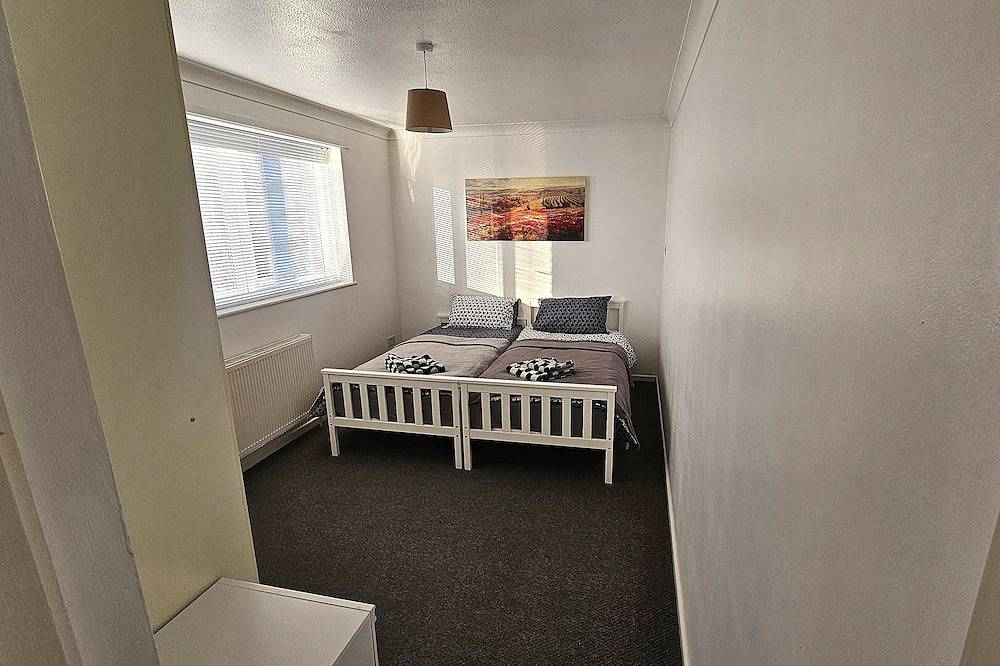 Apartamento entero, Peaceful Town Flat Near Iconic Landmarks\n\nshare\n\nsave in Gosport, Hampshire