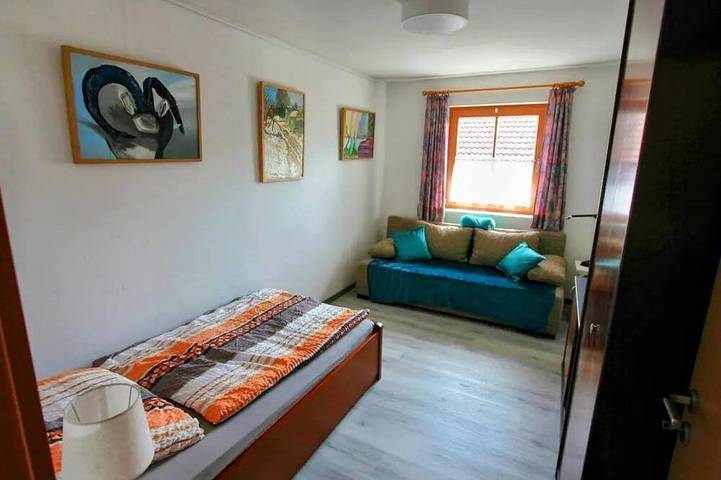 Ferienhaus für 9 Personen, mit Garten in Ohlstadt - 2