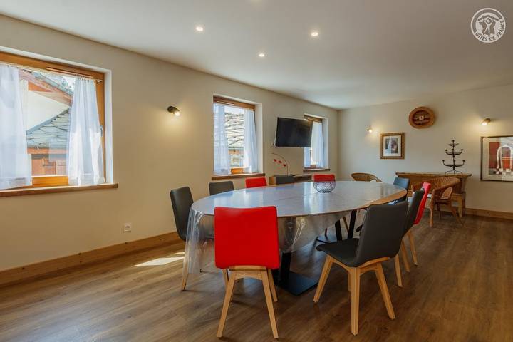 Gîte pour 12 personnes, avec balcon à Sollières-Sardières - 2