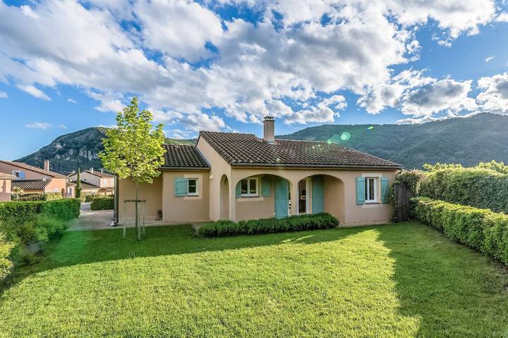 Villa pour 4 personnes, avec balcon ainsi que piscine et jardin en Ardèche - 3