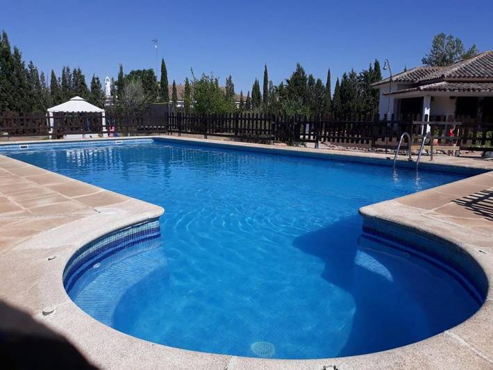 Casa de vacaciones para 14 personas, con piscina y jardín - 1