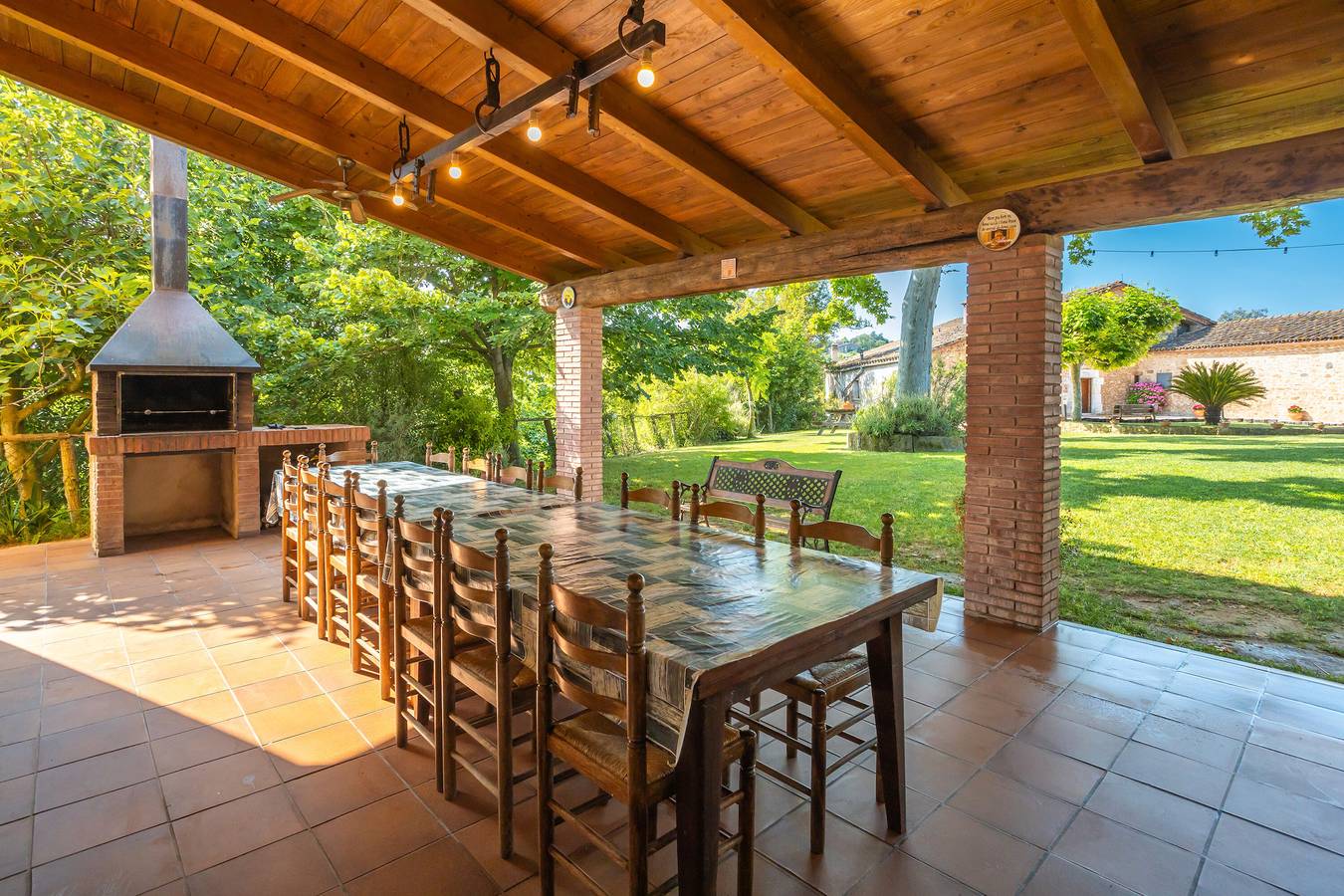 Ferienhaus 'Mas' mit Bergblick, Wi-Fi und Klimaanlage in Fontcoberta, Pla de l'Estany