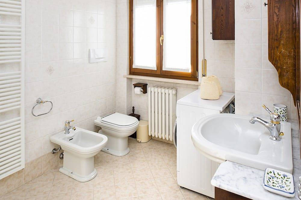 Geheel appartement, Ontspan met uitzicht op het Gardameer in Bardolino, Garda Bergen